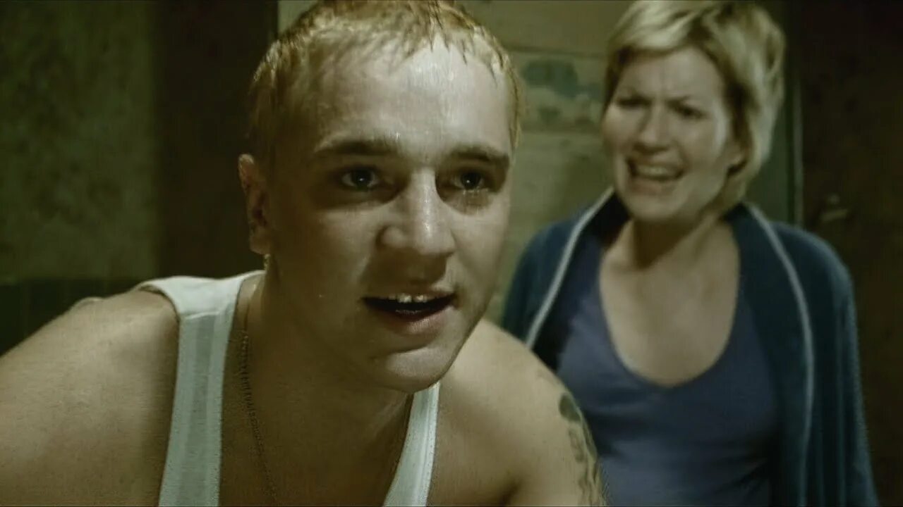 Eminem feat dido. Dido Eminem. Eminem. Девон Сава в клипе Эминема. Stan meaning.