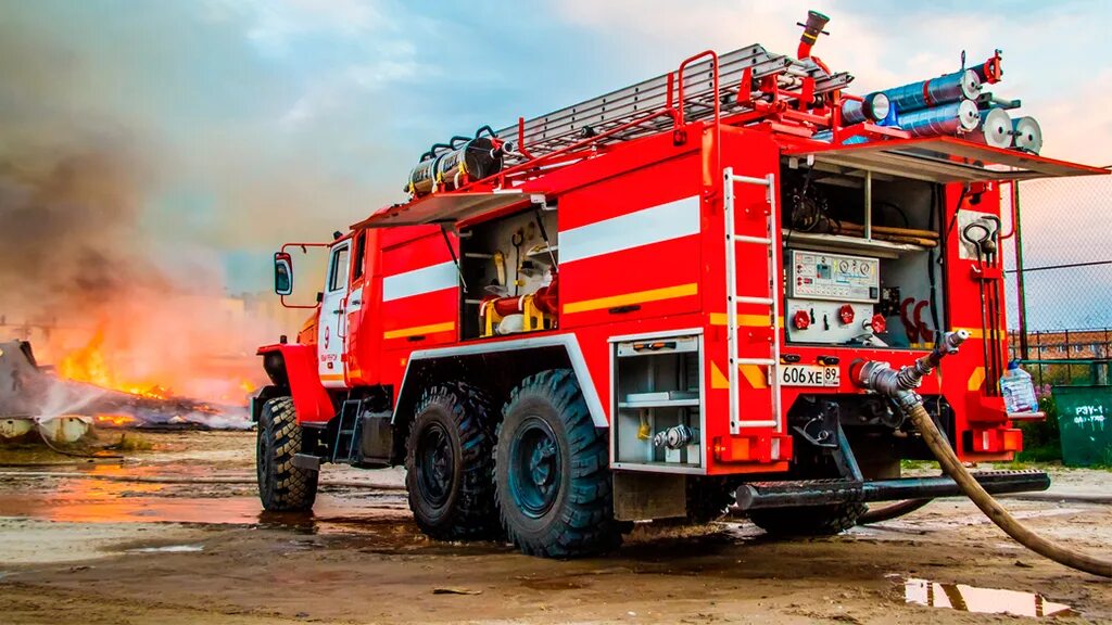 Пожарный автомобиль векторный рисунок. Пожарный автомобиль газового тушения агт-4000. Пожарная машина камаз 43118. Зил 130 мчс. Пожарная машина для детей.