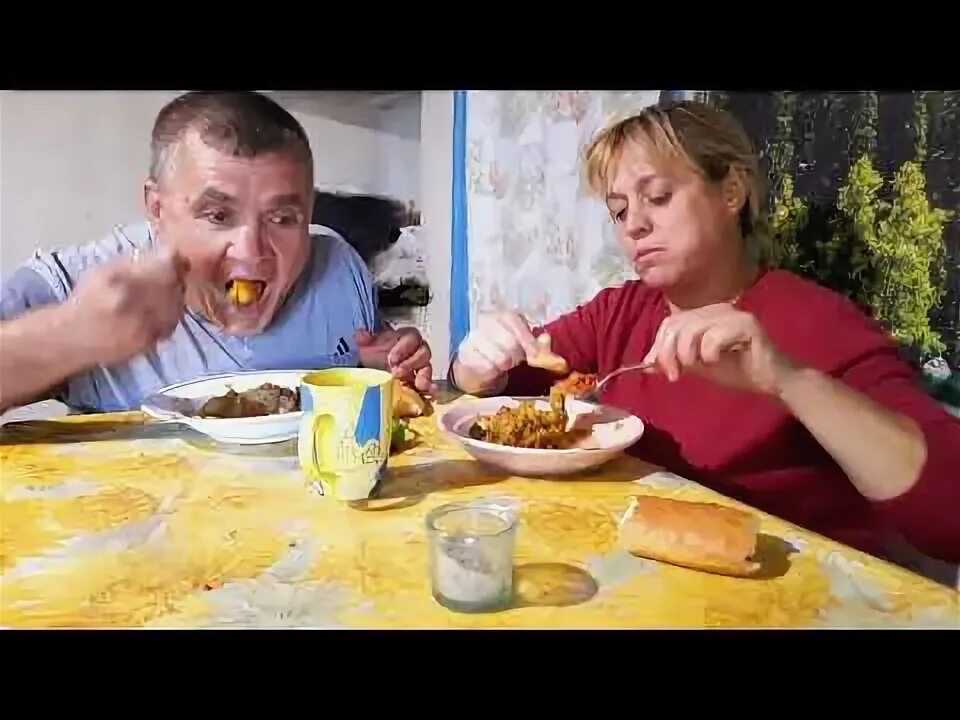 Хуторок вывеска. Хуторок озерный база отдыха тольятти. Семейный хуторок. Леха кишкоблуд. Кишкоблуд.