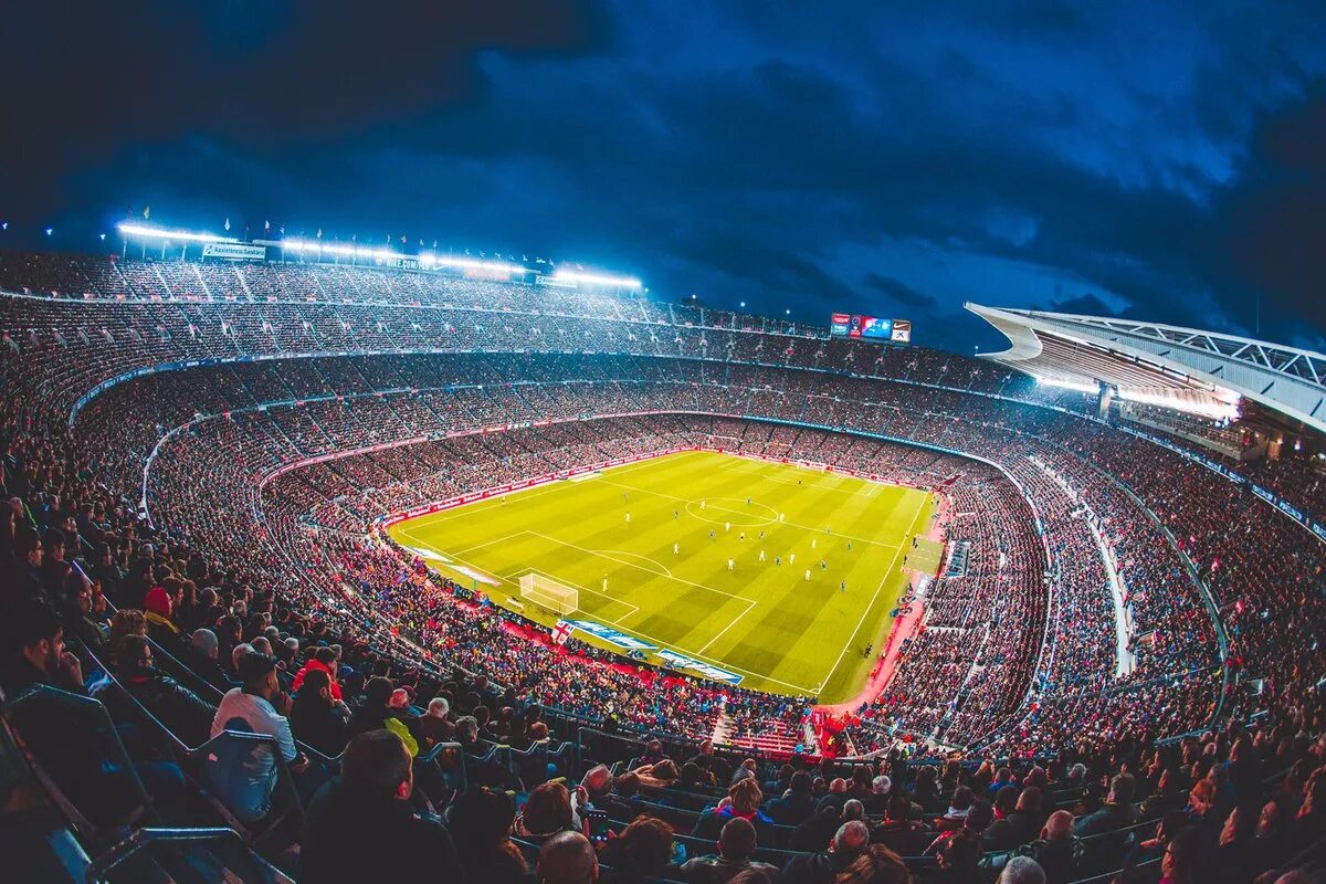 Стадион Камп ноу в Барселоне. Стадион Camp nou. Барселона стадион Camp nou. Футбольное поле стадиона Камп ноу. Топ стадионов