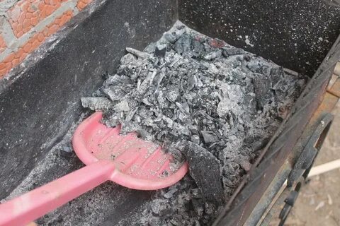 Сыпет уголь