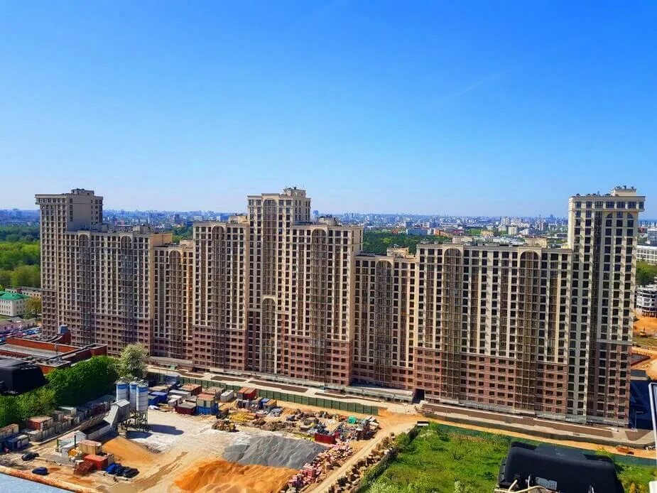 Минск макаенка 12. Жк вог минск. Enter computer. Жк парк челюскинцев квартиры. Жилой комплекс vogue.