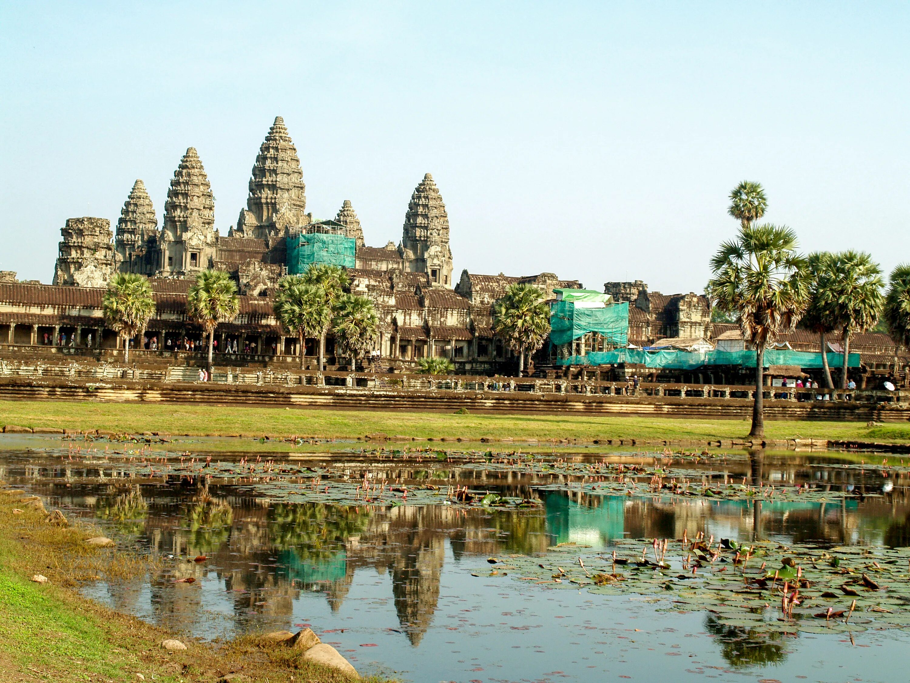 Сине сием казахская слушать. Ангкор. Цивилизация кхмеры храм в городе. Сием рип Камбоджа. Ангкор ват.