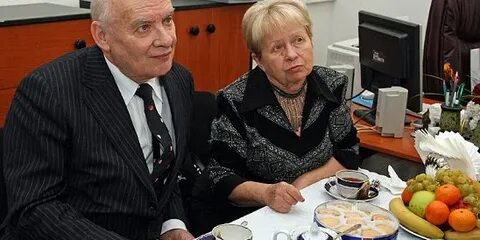 Сколько лет было николаю добронравову