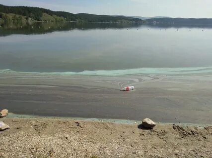 Сейчас вода в озере