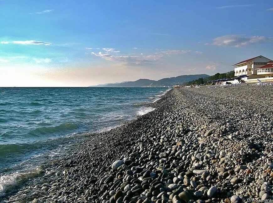 пляжи лоо. пляж лоо 2022. пляжи лоо. пляж горный воздух в лоо. поселок горный воздух лоо.