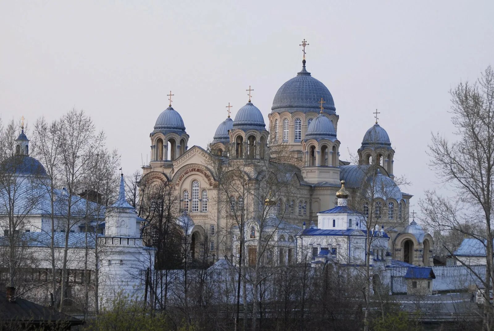 Свято-Николаевский Верхотурский мужской монастырь. Верхотурский Покровский женский монастырь. Николаевский монастырь Верхотурье. Верхотурский Николаевский монастырь Верхотурье.