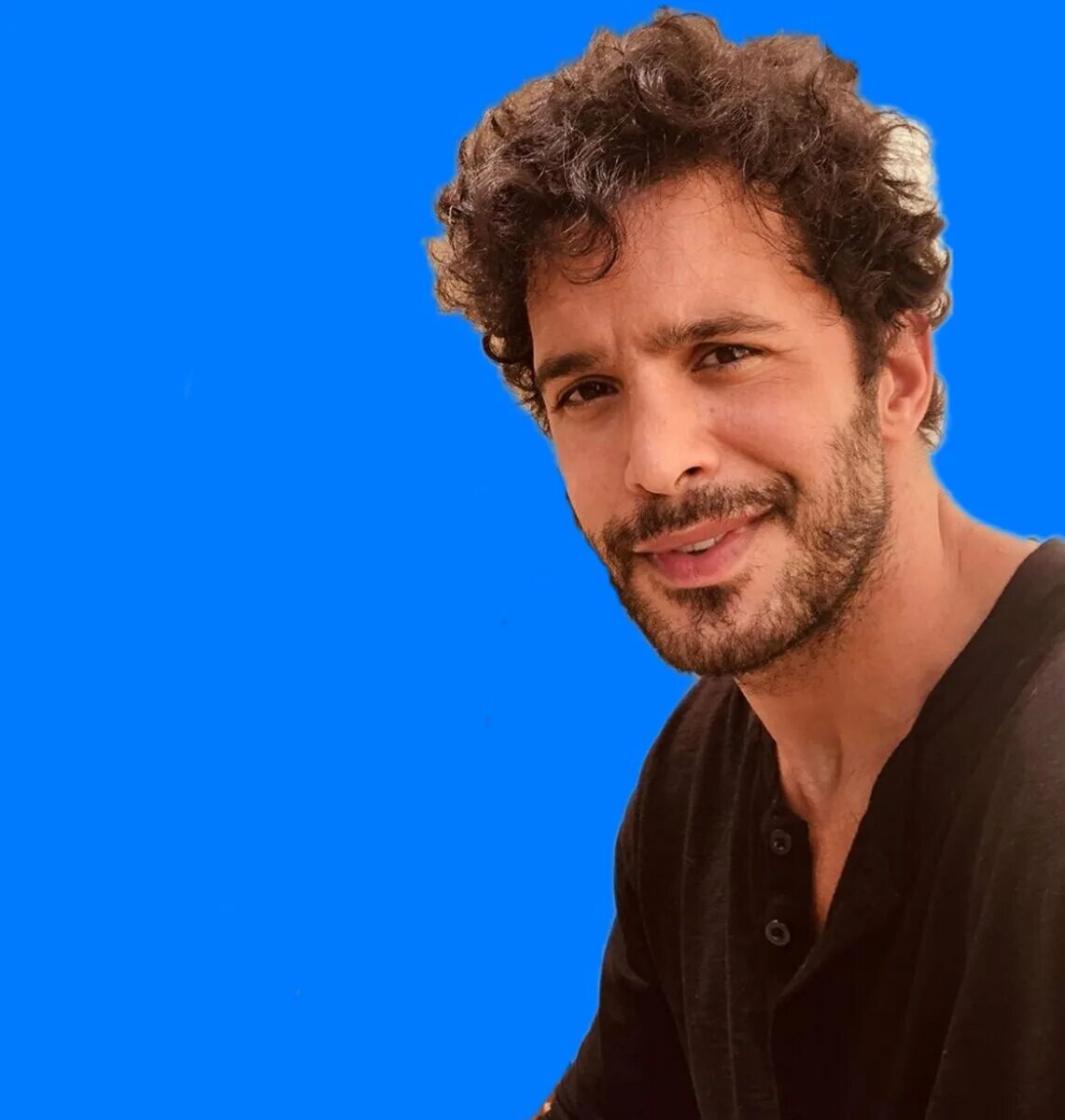 Фото барыш ялчин. Барыш ялчин актер. Фото барыш ялчин. Барыш ялчин турецкий актёр. Барыш ялчин.