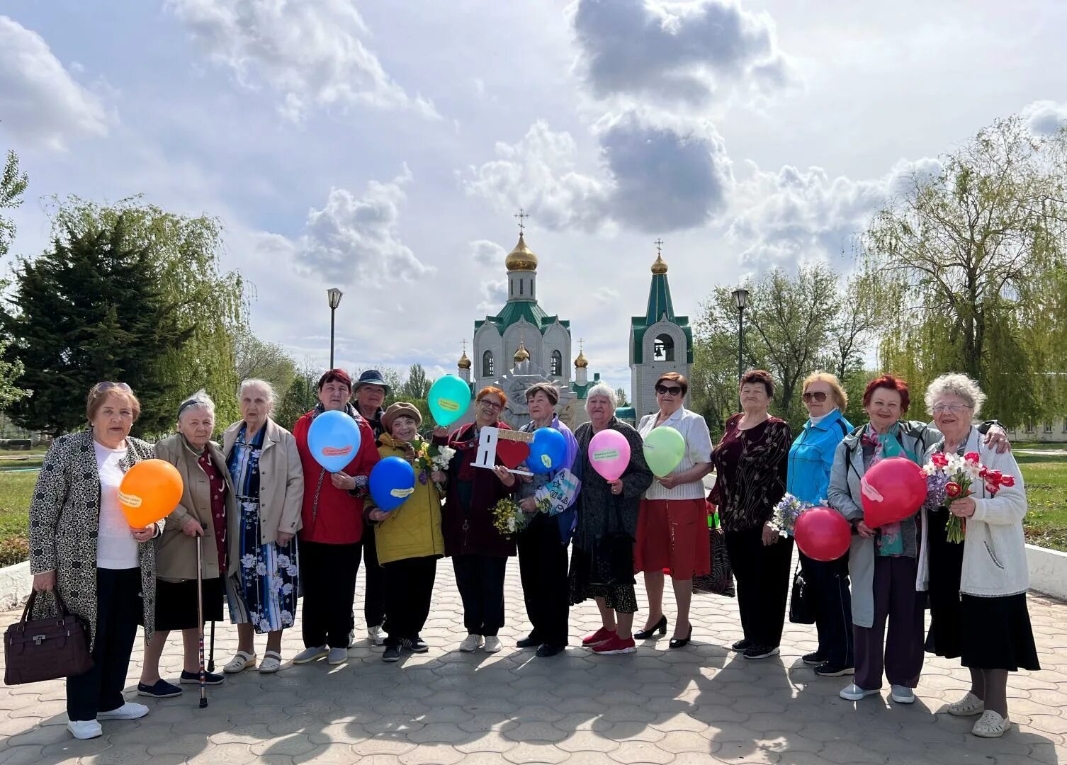 Серебряный возраст конкурс. Знаменский кцсон. Пожилые граждане. Пенсионер. Козельский центр социального обслуживания.