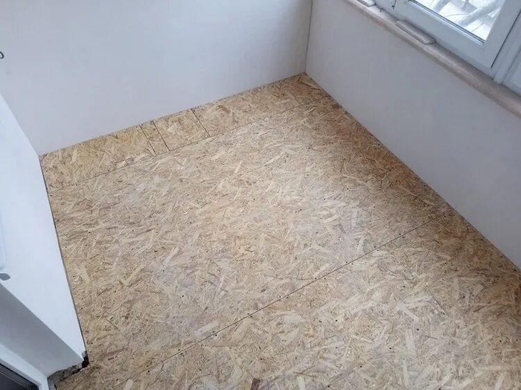Балкон осб. Осб на пол балкона. отделка балкона осб. osb плита на пол балкона. балкон из осп.