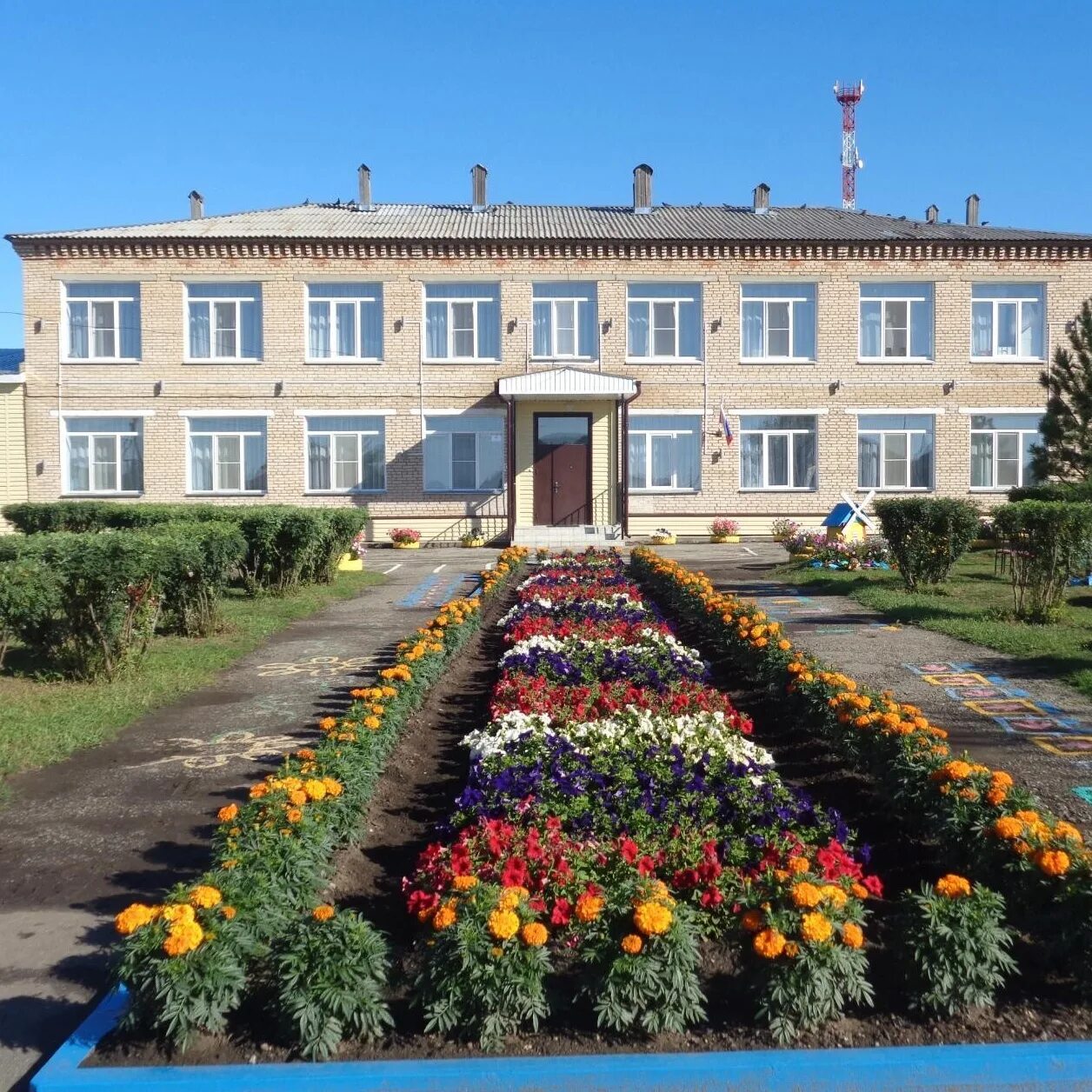 Пласт борисовка. Борисовка белгородская область обстрел. Борисовское сельское поселение пластовский район. Челябинская область пластовский район село борисовка. Пласт борисовка.