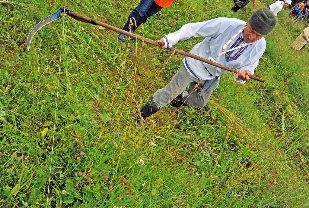 Набор приспособлений для раскроя косых беек. Французская коса наоборот пошаговая инструкция. Приспособление для заплетания косичек. Как пользоваться косой. Коса серпан.