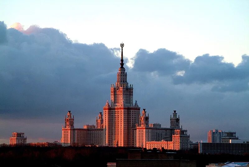 Мгу оценки. Московский государственный университет имени Ломоносова. Москва 2016 МГУ. 34 Этаж МГУ. ФББ МГУ здание.