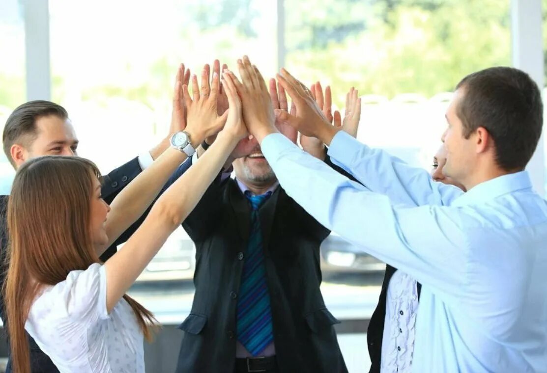 Дружеская атмосфера в коллективе. Создание успешной команды. Благоприятный климат в коллективе. Создание успешной команды. Создание успешной команды.