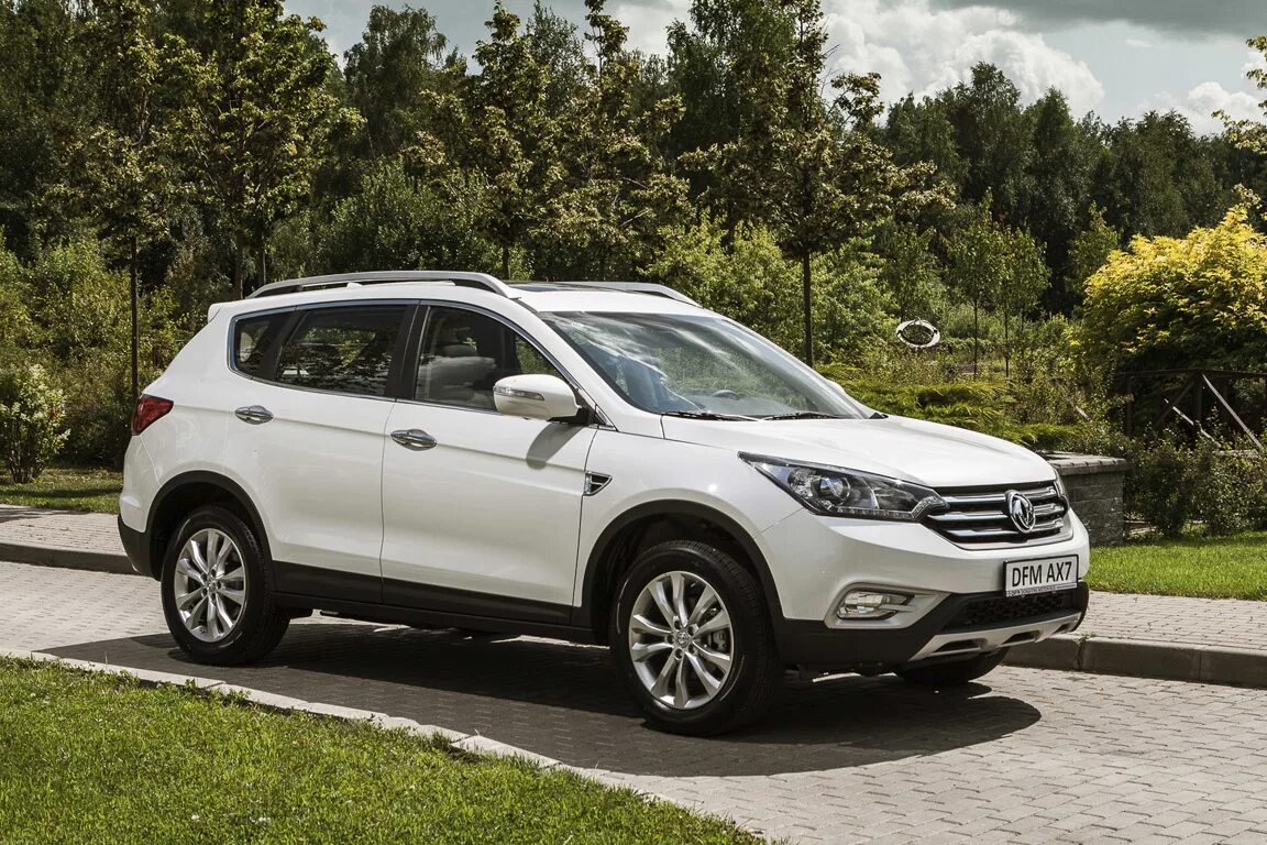 Dongfeng. Донг Фенг ах7. Донгфенг ax7. Машина DFM ax7. SSANGYONG ax7.