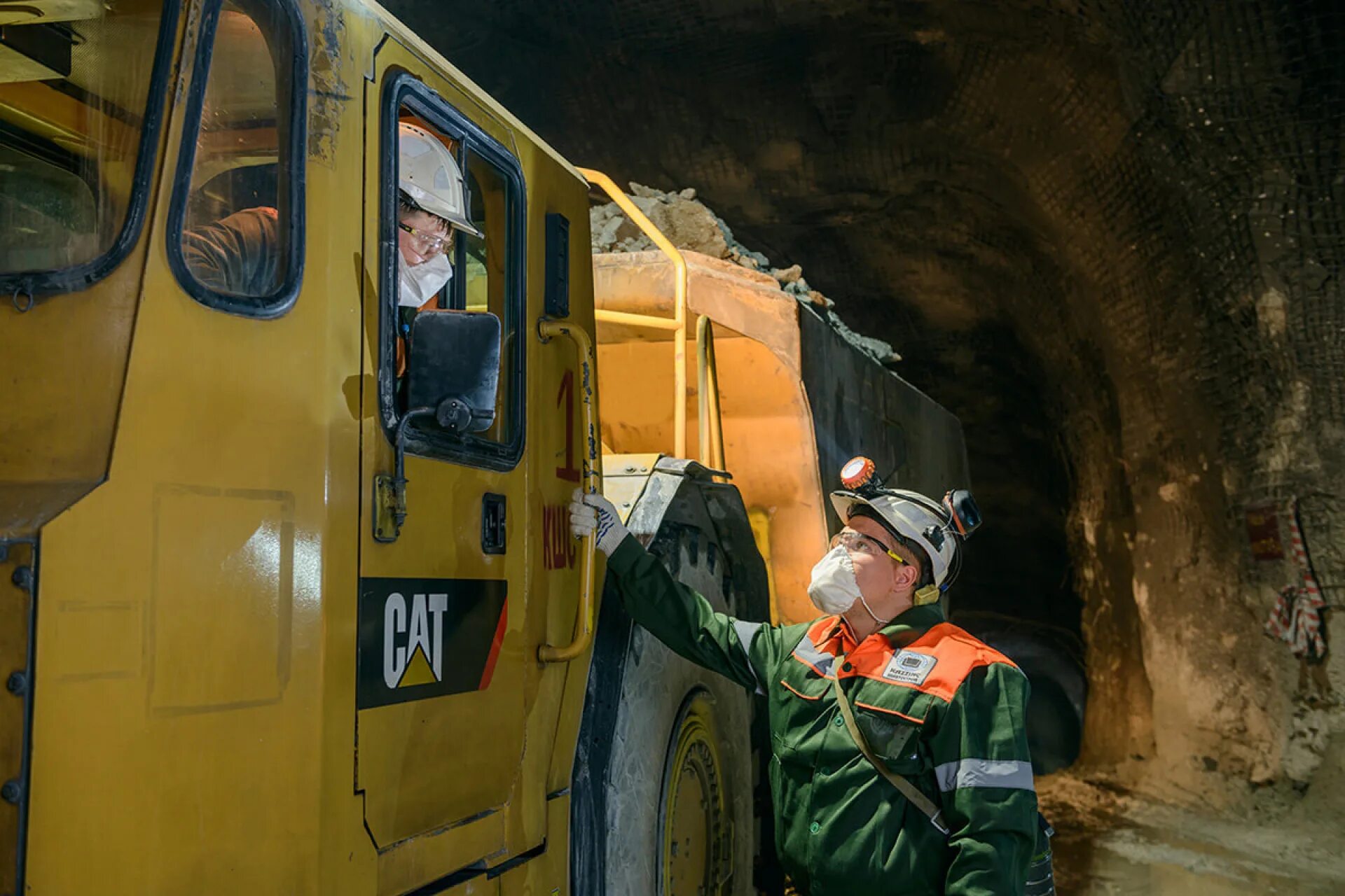Тоо казцинк тишинский рудник. Риддер рудник. Риддерский горно-обогатительный комплекс тоо казцинк. Тишинский рудник риддер. Риддер рудник.