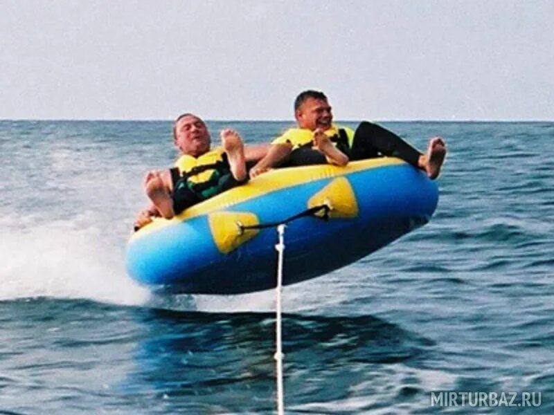 Ватрушка на море. Катание на таблетке на море. Катание на таблетке на море. Катание на таблетке на море. Ватрушка на море.