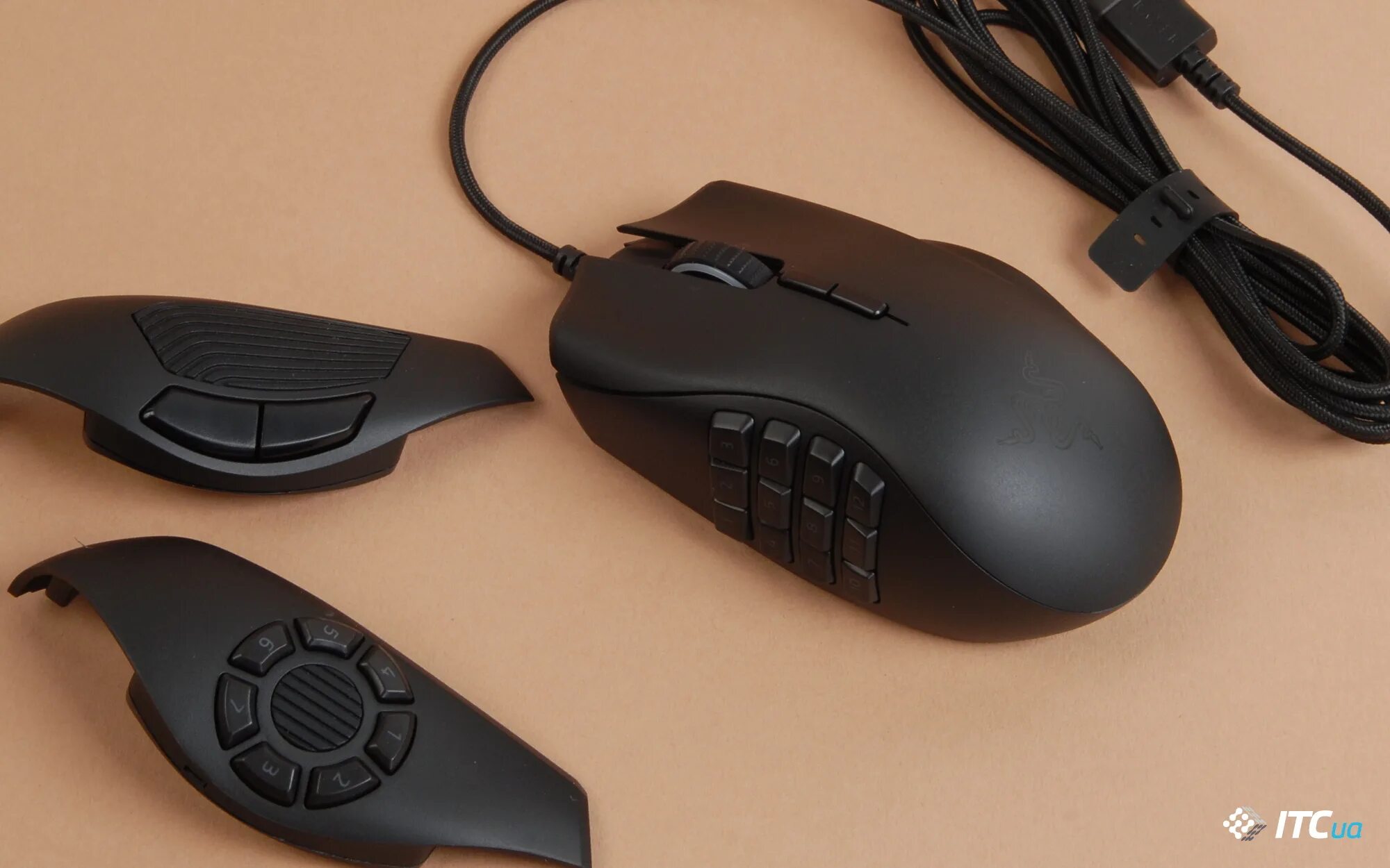 Мышь фантом. Razer naga trinity. рейзер тринити мышь. razer мышь с 12 кнопками. razer naga trinity №2.