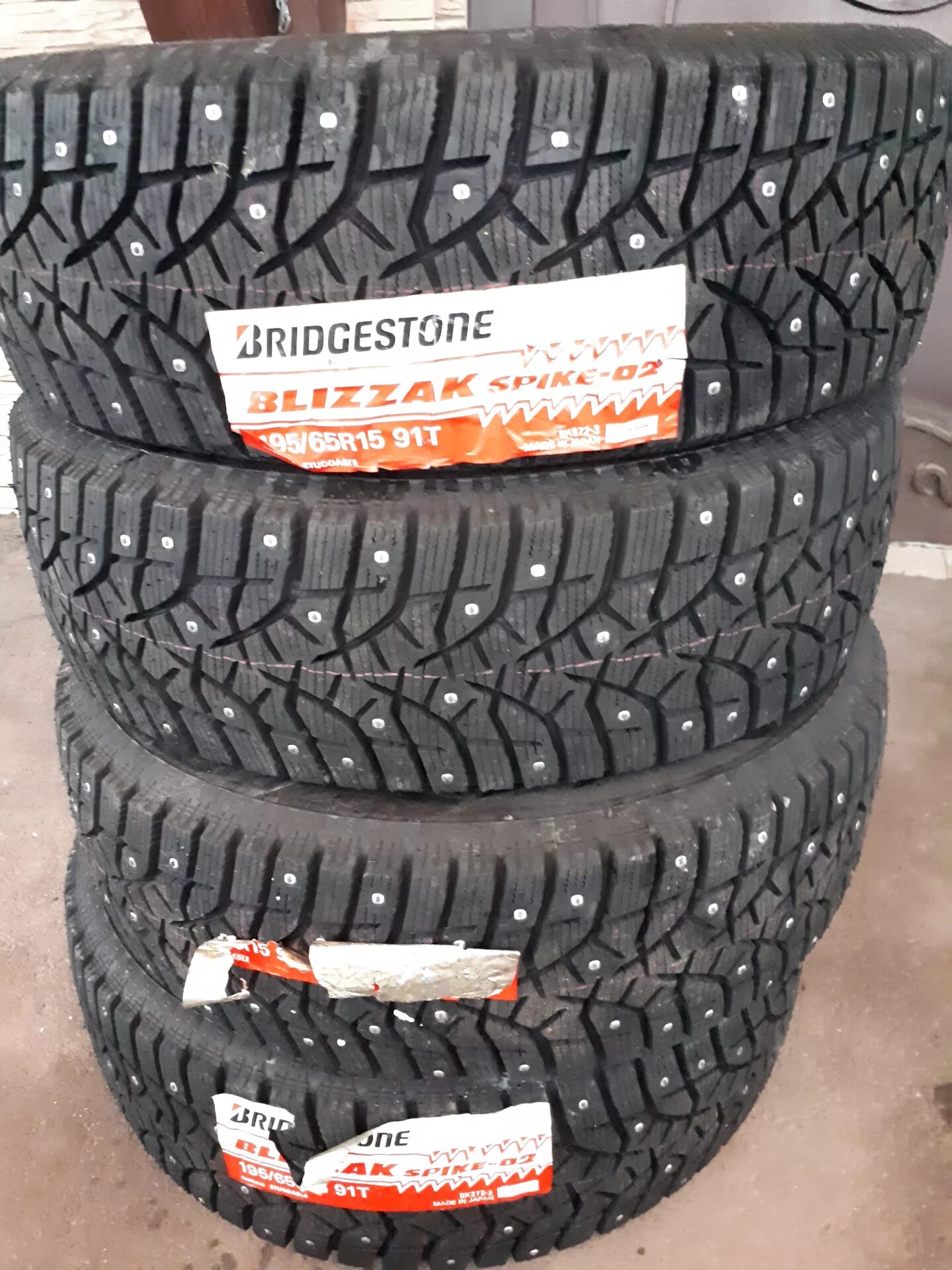 Bridgestone Blizzak Spike-02 SUV 225/55 r18 98t. Bridgestone Blizzak Spike-02 SUV. Bridgestone Blizzak Spike-02 SUV 215/70 r16 100t. Bridgestone Blizzak Spike-02 TL (шип.).