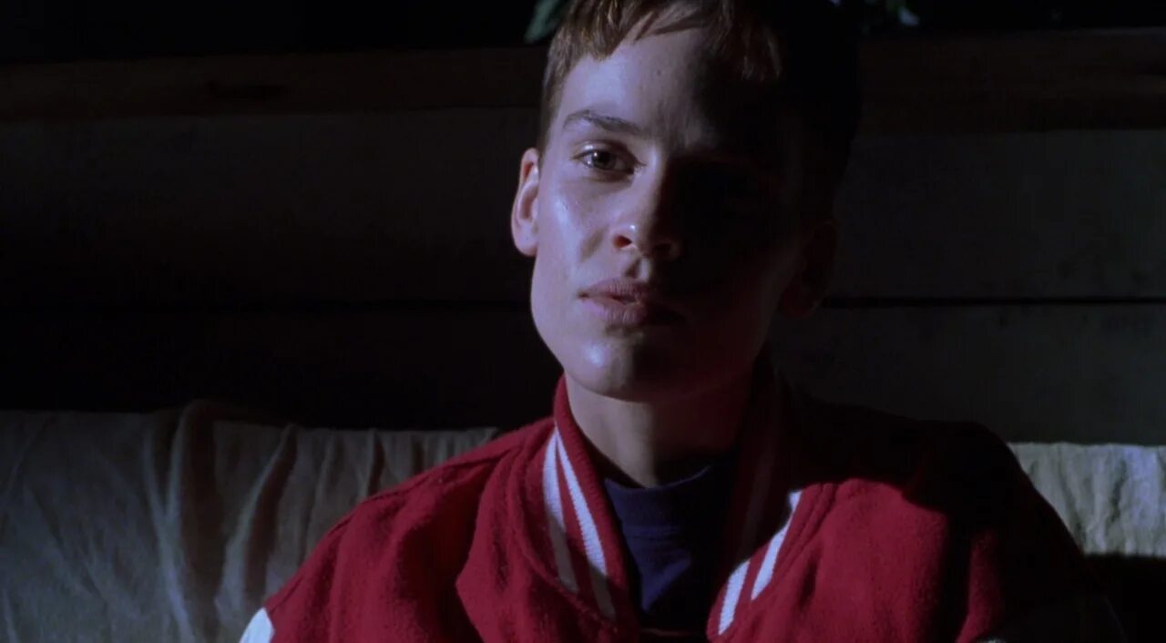 Сериал мальчики не плачут. Хилари суонк фильм 1999. Хилари суонк парни не плачут. Хилари суонк фильм 1999. Хилари суонк парни не плачут.