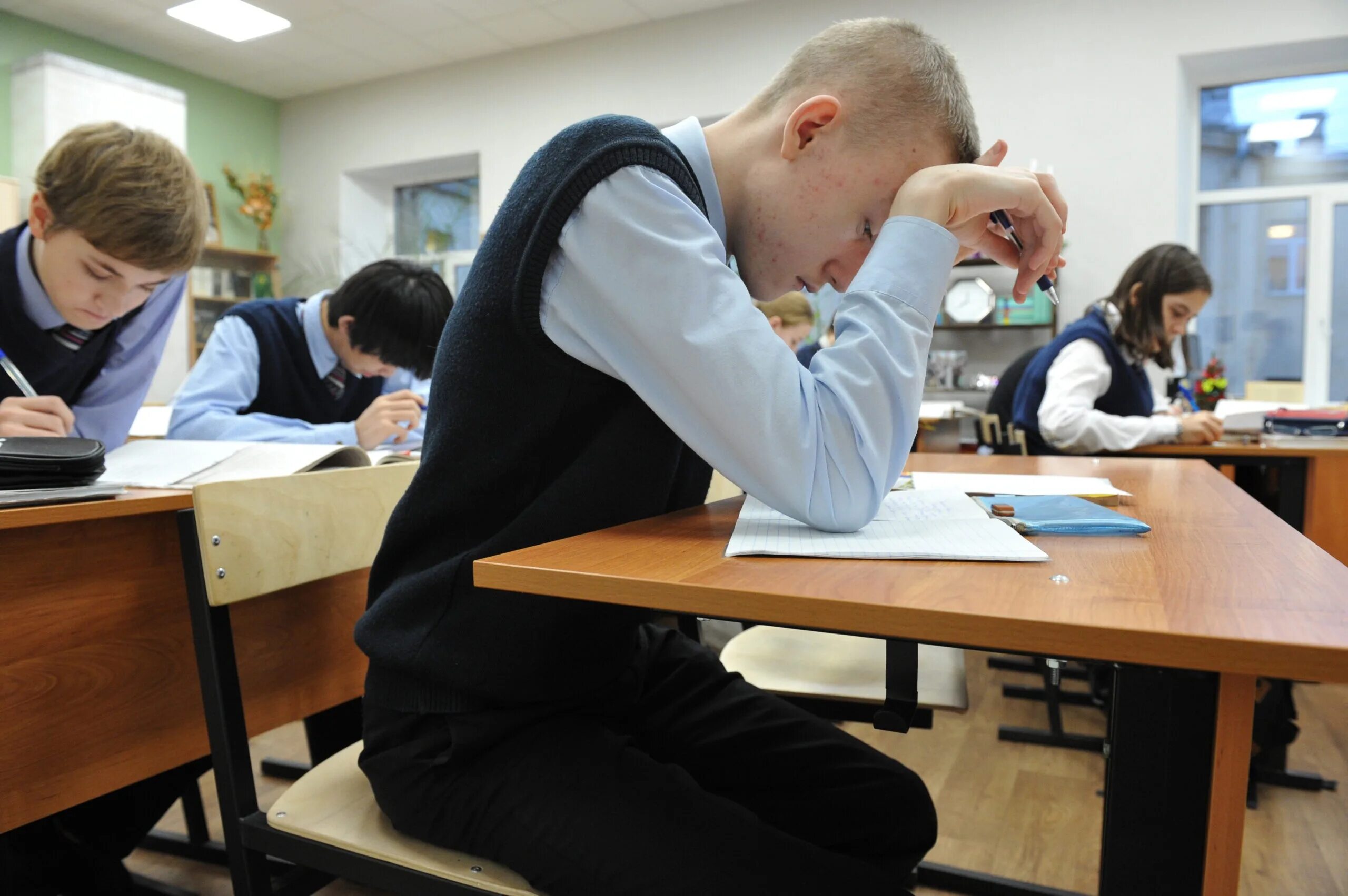 Сижу на первой парте
