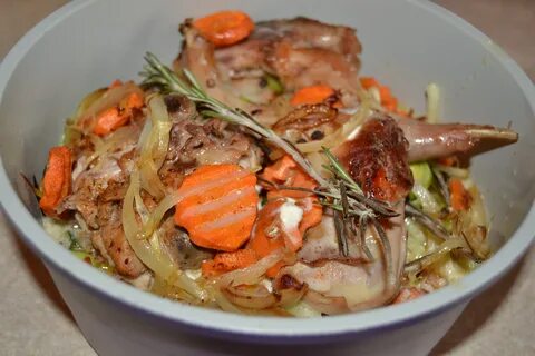 Как приготовить кролика с овощами