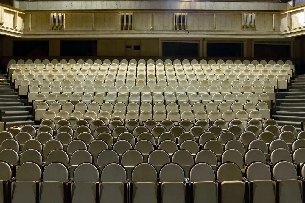 А. Театр юных зрителей имени а. Театр юного зрителя им. Брянцева. Зал тюза спб имени брянцева.