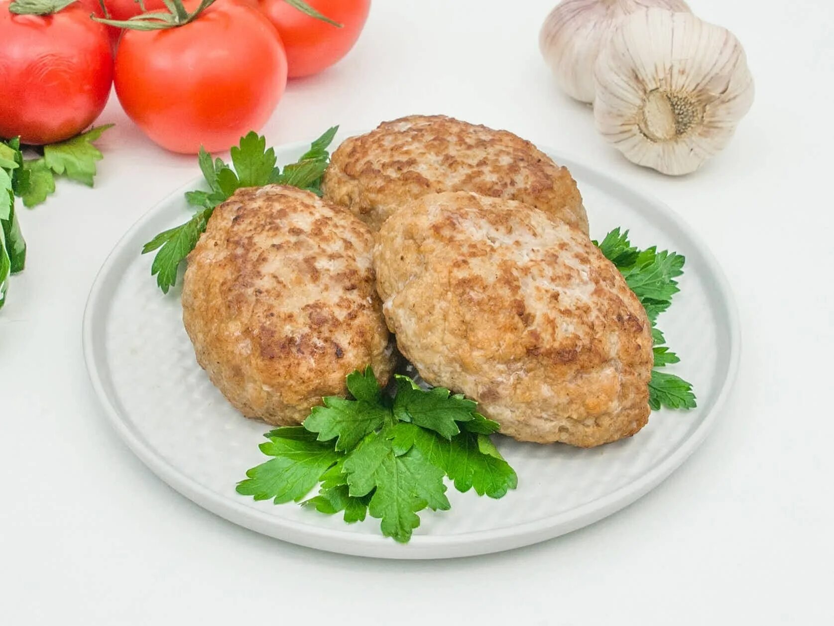 Детские куриные котлетки. Куриные котлеты курочка ряба. куриные котлеты. биточки куриные. котлеты круглые.