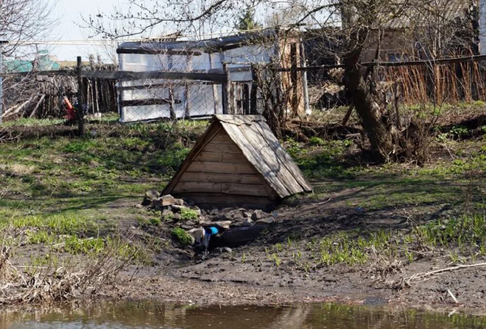 Погода поповка приморский край. Мост через Латрык Поповский. Саратов Поповка река Латрык. Родник Поповка. Река Латрык Саратовская область.