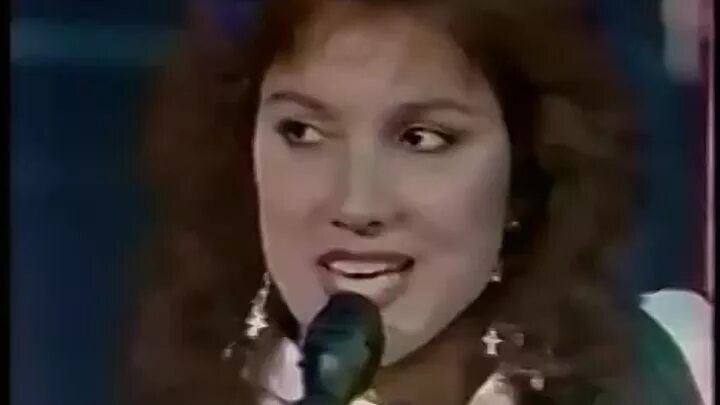 Наташа королёва клип киевский мальчишка. Снежные звезды галина романова. Песни снежной королевы. Бкз октябрьский санкт-петербург наташа королева 1996 год. Песня королевой снежные звезды.