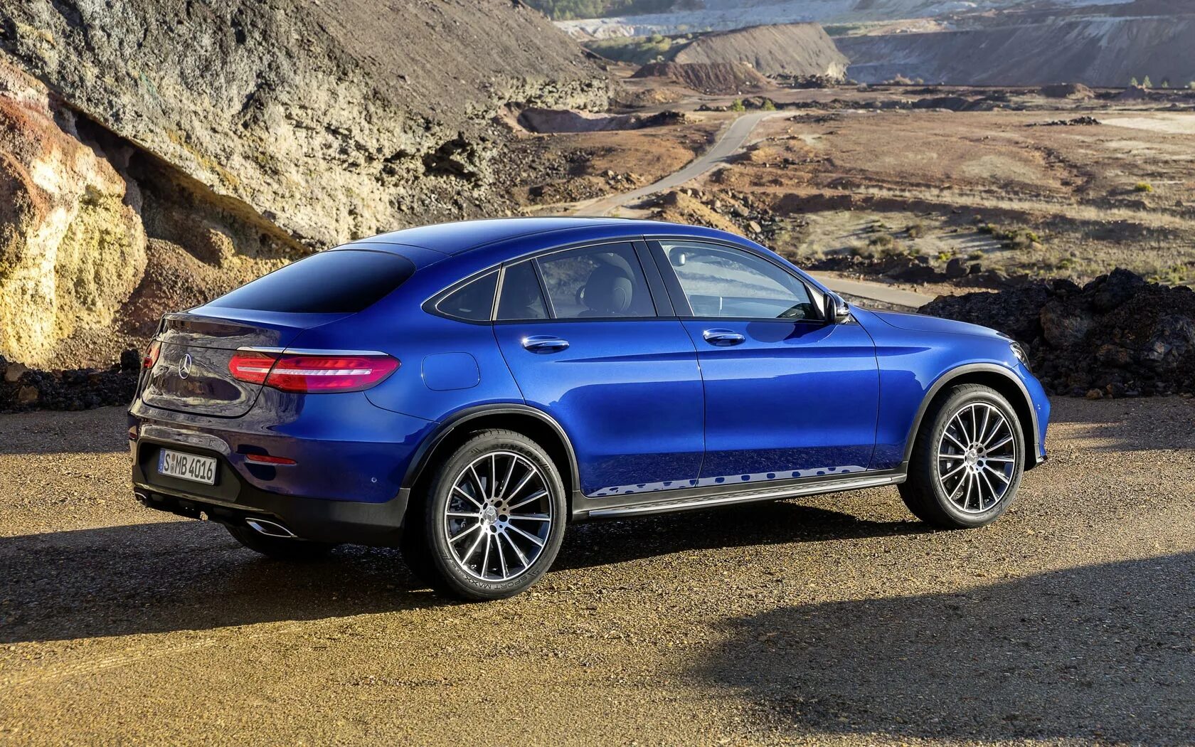 Gls coupe. Мерседес glc coupe. мерседес бенц glc купе. мерседес кроссовер glc coupe. мерседес glk coupe 2016.