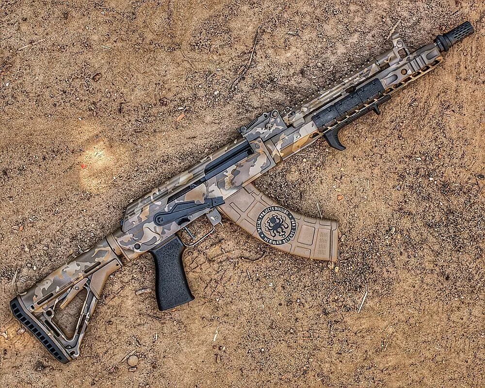 Ак американского производства. Ak 12 в камуфляже. Автомат будущего. Ак 12 тактикал. Оружие rifle dynamics 47.