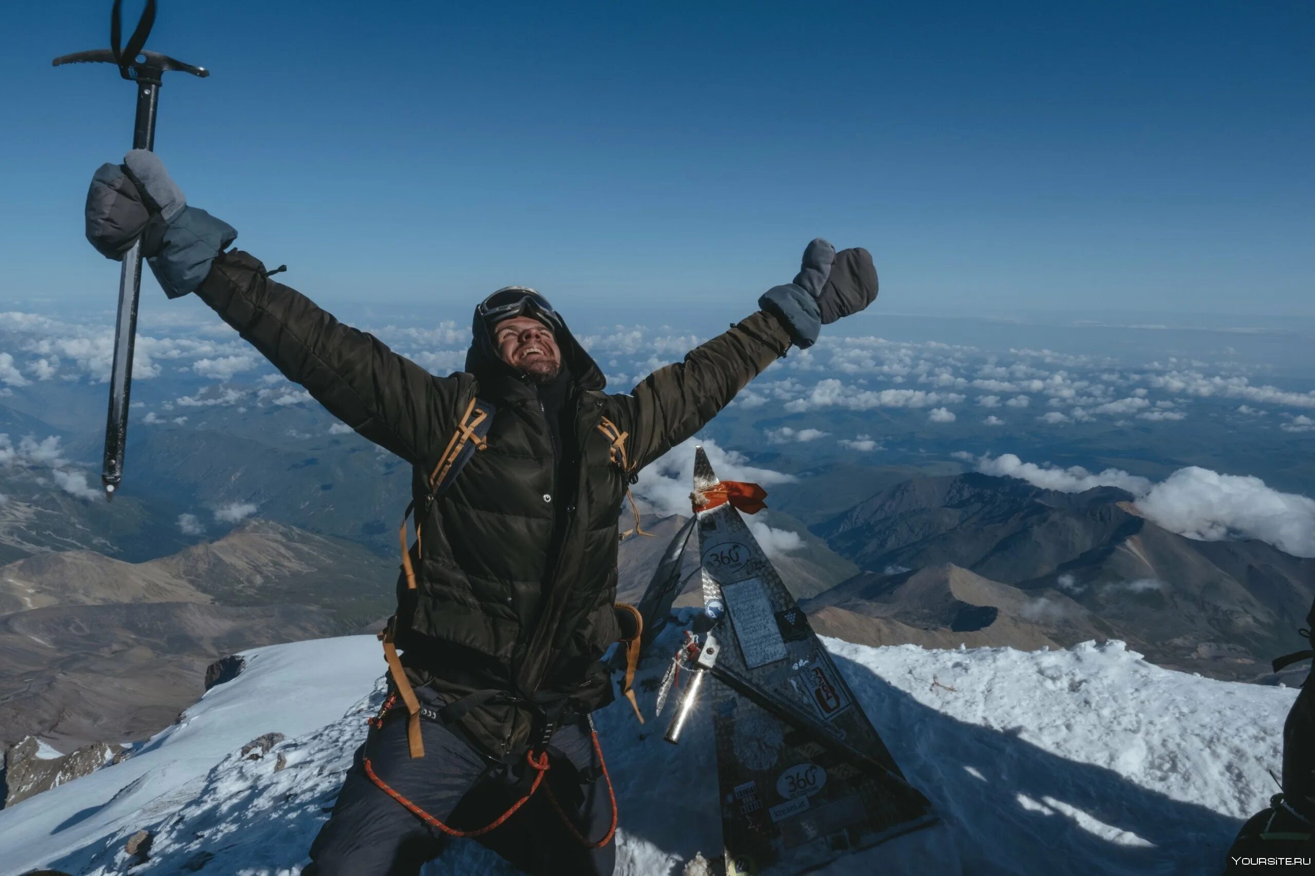 Дата восхождение. Эльбрус гора восхождение. Восхождение на Эльбрус 2021. Восхождение на западную вершину Эльбруса. Восхождение на Эльбрус тур.