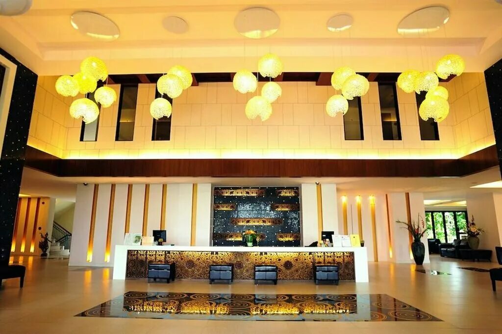 Пич хилл отель пхукет. Пич хилл отель пхукет. Peach hotel. Peach hill 4 таиланд пхукет. Пич хилл пхукет.