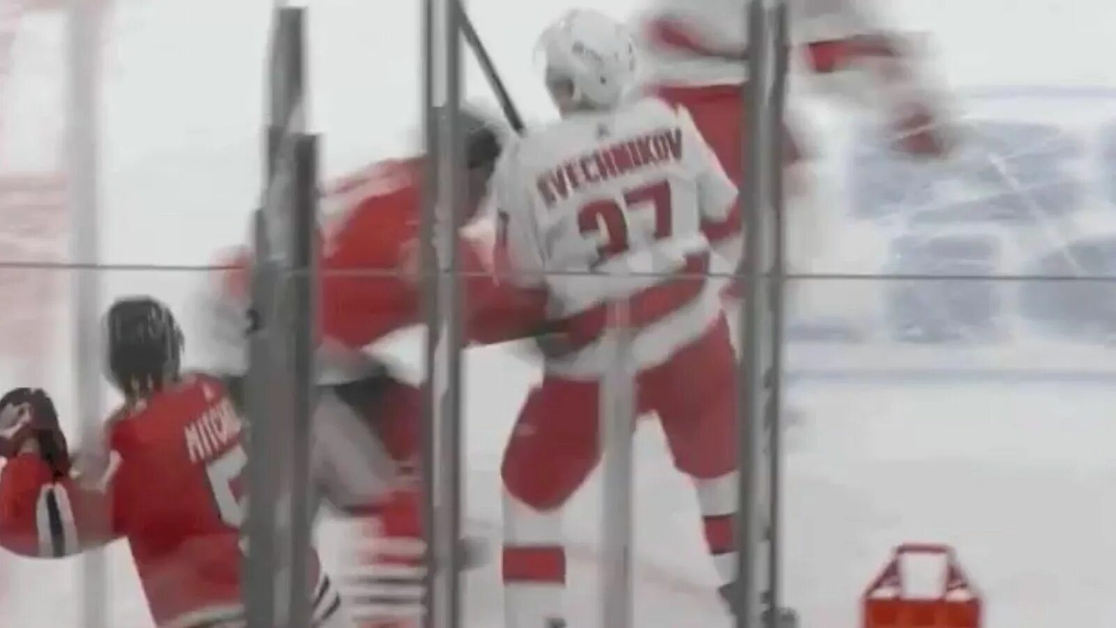 Шайба для хоккея. Хоккей на льду с шайбой. Лед хоккей. Лед хоккей. Хоккей.