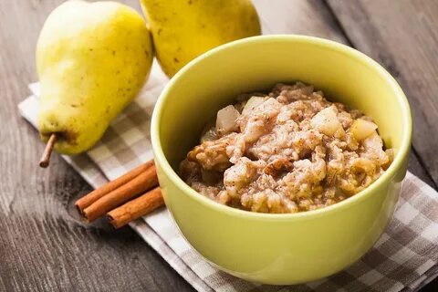 Овсяная каша с яблоком