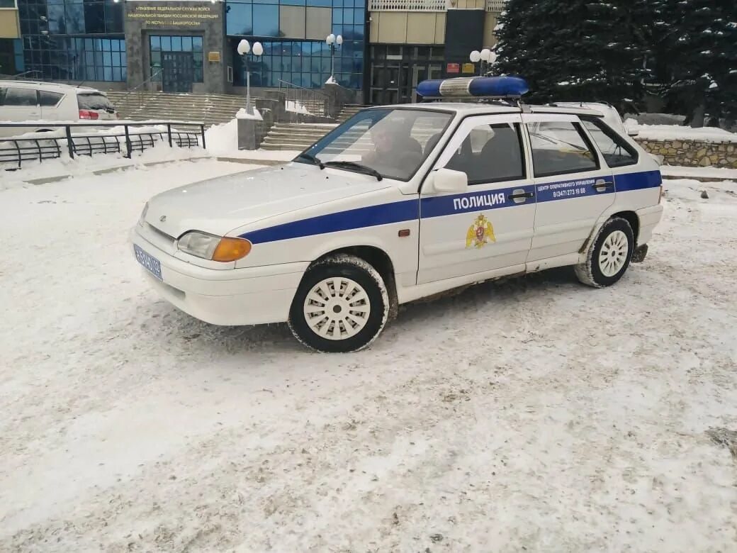 15 полицейская машина. Полицейская машина ВАЗ 2114 ППС. ВАЗ 2114 милиция ППС. ВАЗ 2114 полиция ДПС.