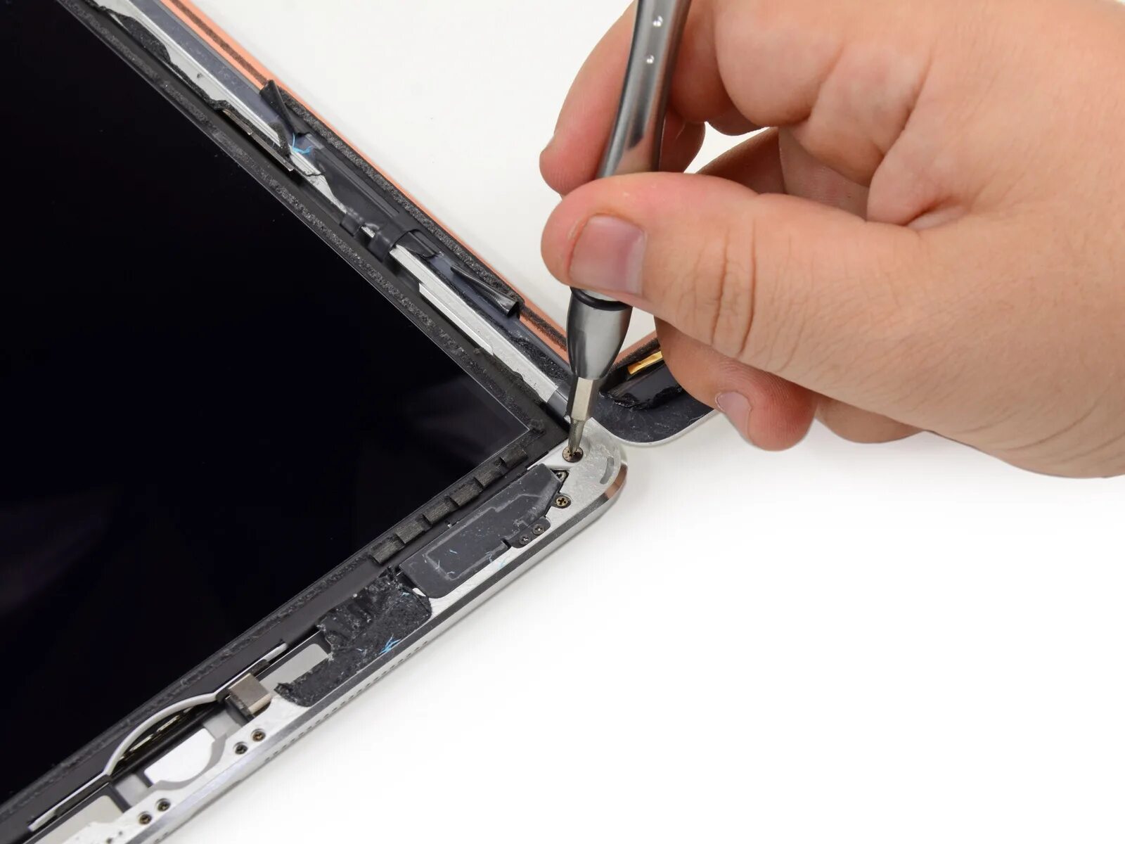 Как снести айпад. Ipad air ifixit. ipad air 2 разбор. разобранный айпад. ipad в разборе.