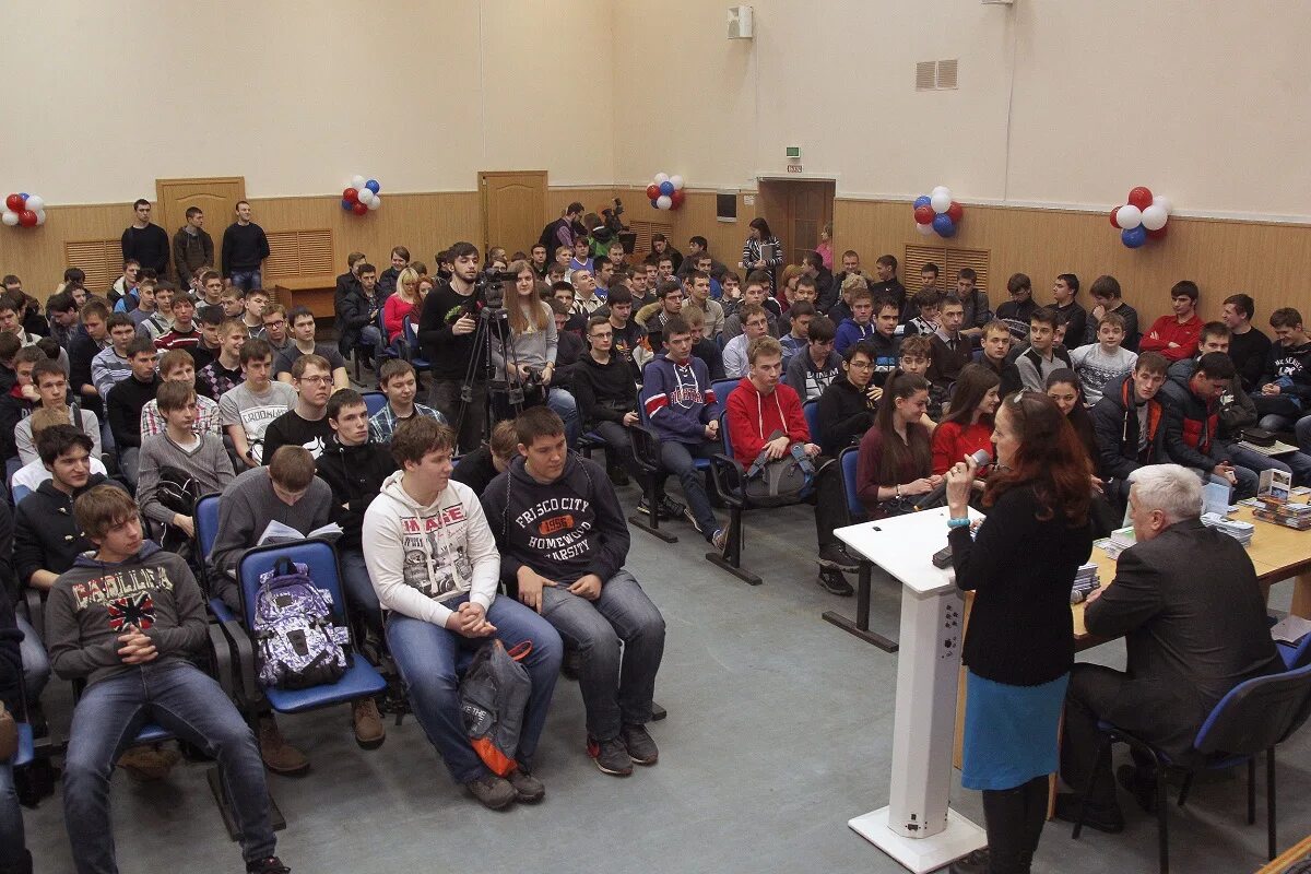 Афророссиянки в твери студентки. Студенты политеха. Тгсха тверская государственная сельскохозяйственная академия. Тверской индустриальный техникум им коняева фото. Политехнический колледж тверь.