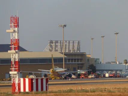 Севилья аэропорт