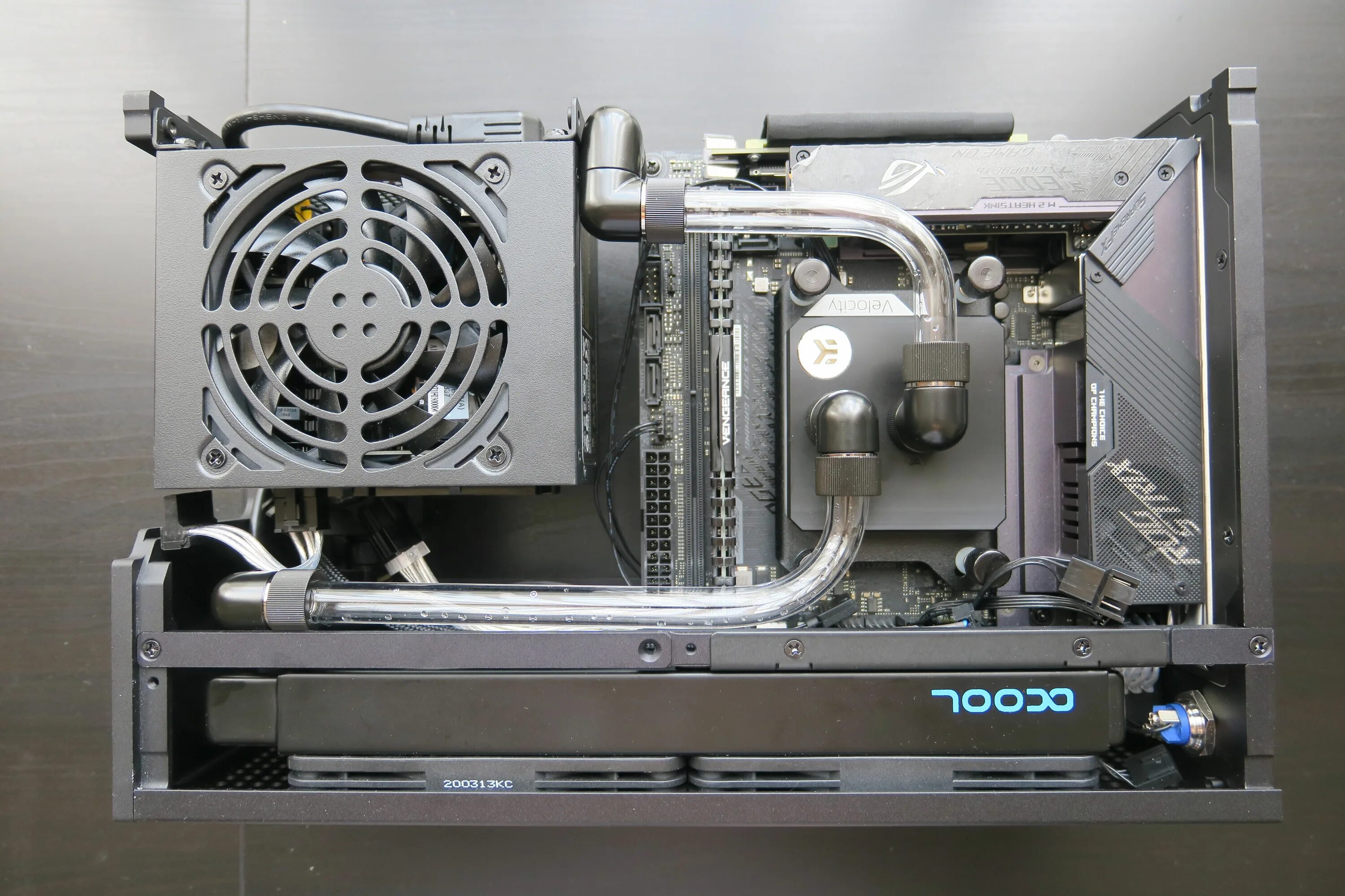 Case mini itx formd t1 v2. Formd t1 v. Formd t1. Formd t1. Sidearmd / formd t1.