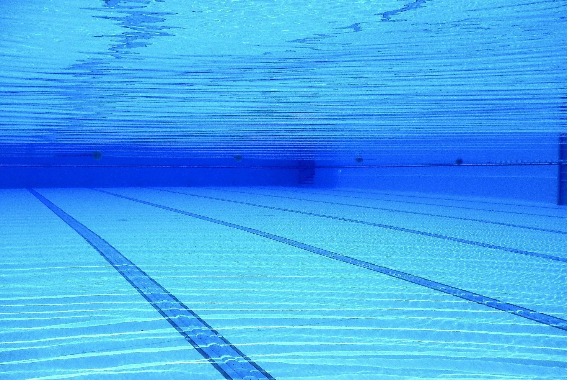 Сток бассейна озер. Бассейн. Спортивный бассейн. Красивый спортивный бассейн. Голубой бассейн.