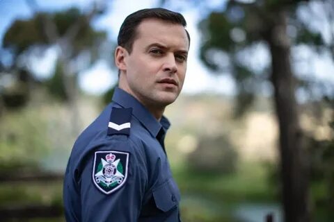 Оливер экланд