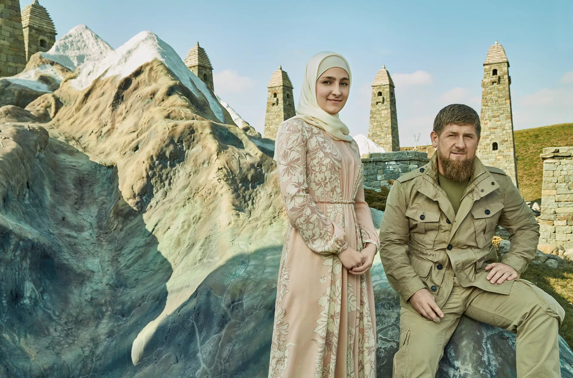Дочь Рамзана Кадырова Айшат. Айшат Кадырова и Рамзан Кадыров. Айшат Кадырова Kadyrov. Дом дочери Кадырова Айшат.