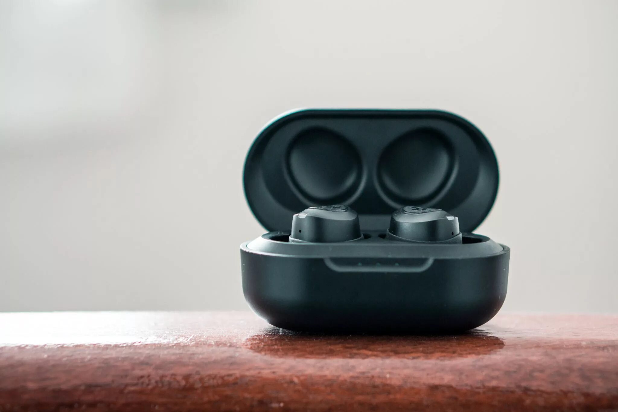 Wireless Earbuds беспроводные наушники. Наушники TWS JLAB. Наушники Earbuds v5. Беспроводные наушники Twins pods 6.0.