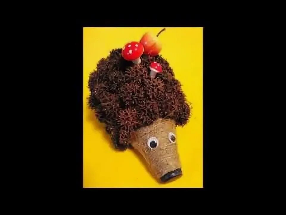 Как сделать ежика из шишек и бутылки. Ёжик из шишек и пластиковой бутылки. ёжик из бутылки своими руками. как сделать ежика из бутылки.