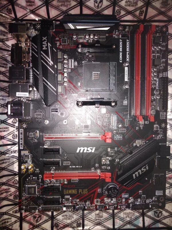 Материнская плата b450 msi gaming plus max. MSI am4 b450. MSI b450 Gaming. MSI b450 Max Plus. Материнской платы MSI b450.