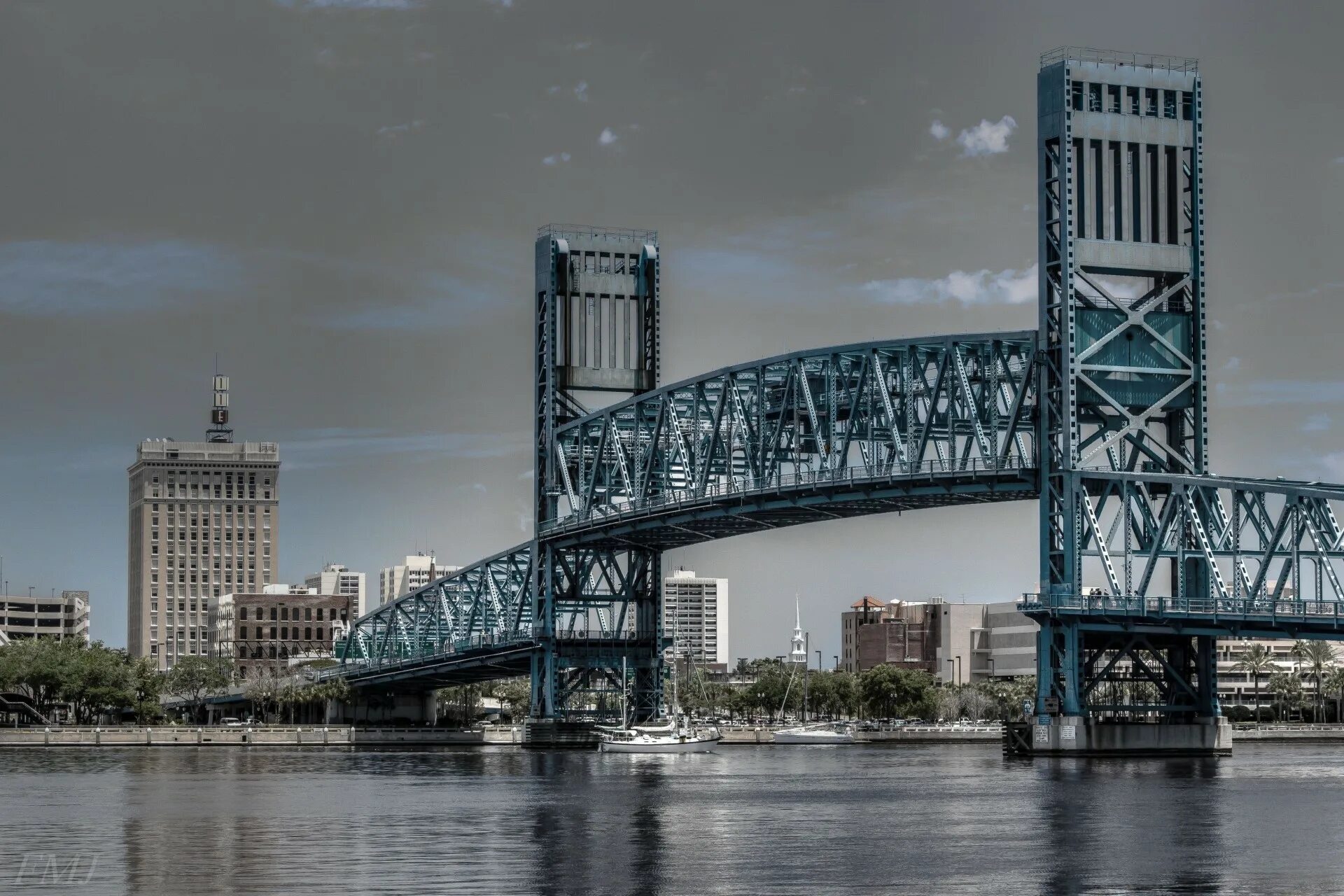 Main bridge