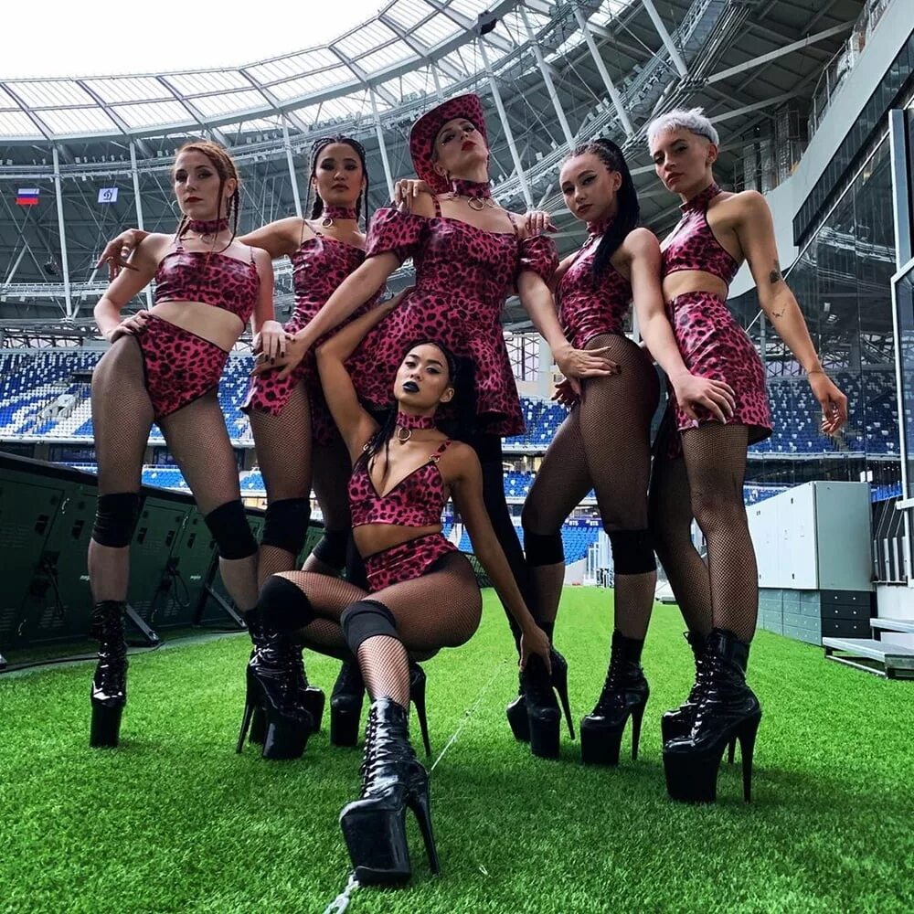 Маруф группа. Маруф певица. Марув мария. Маруф группа подтанцовка. Балет маруф.