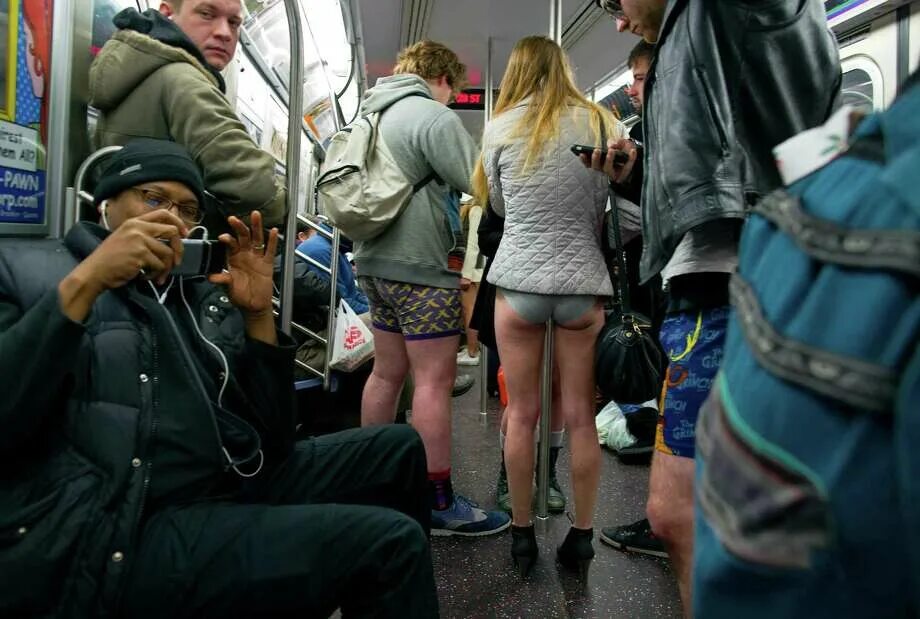 No Pants Day. Accroupie. No Pants tube Day London. Man charged after taking upskirt photos on Trains in Sydney.